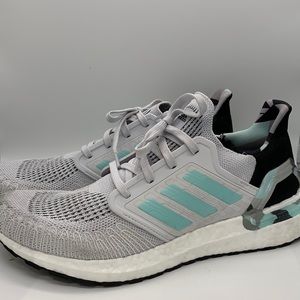 Adidas prime blue ultra boost men’s size 9